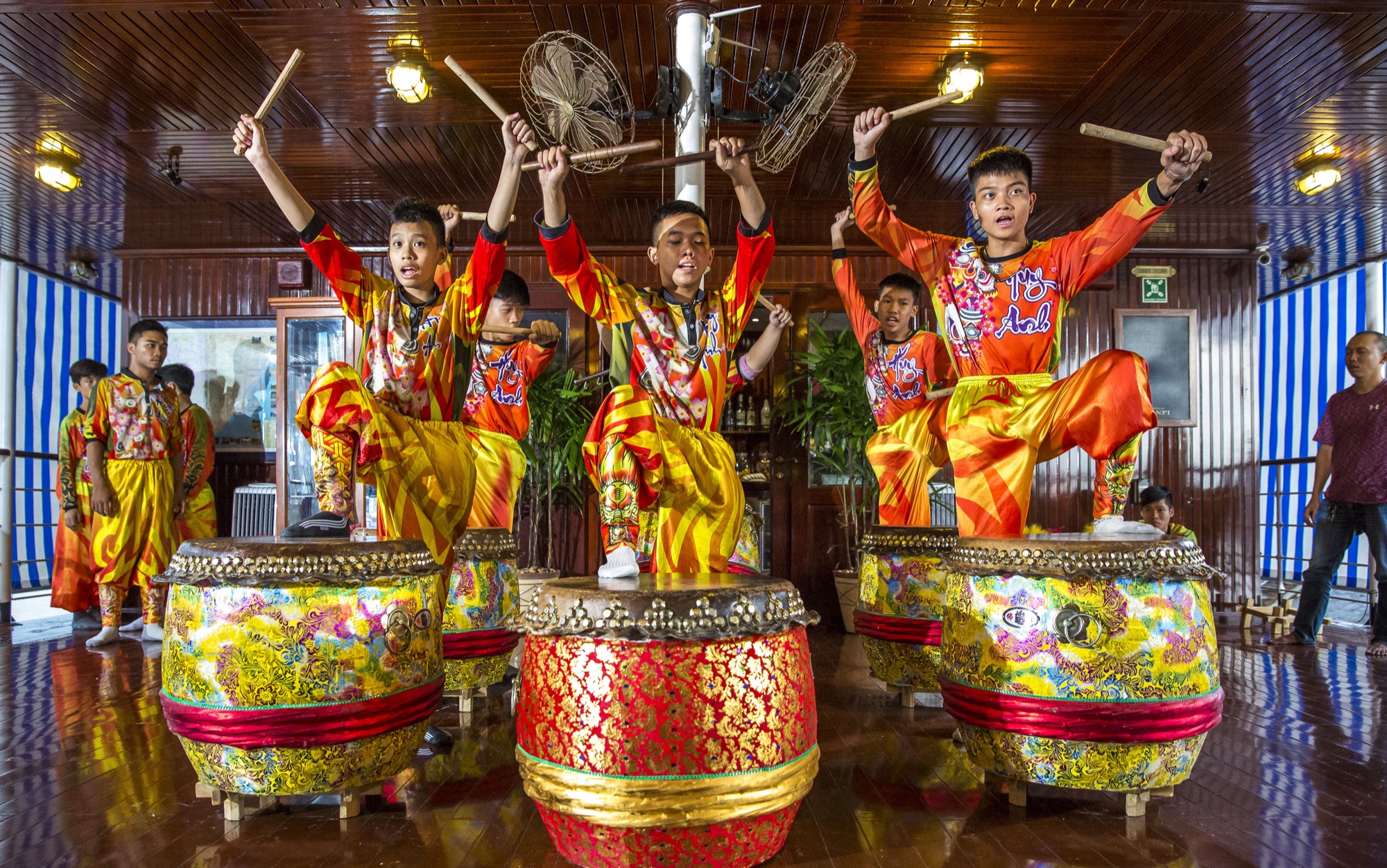 Pandaw RV Angkor Pandaw Entertainment 2.jpg